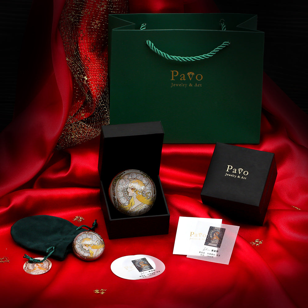 Alphonse Mucha’s F. Champenois Art Gem Soap