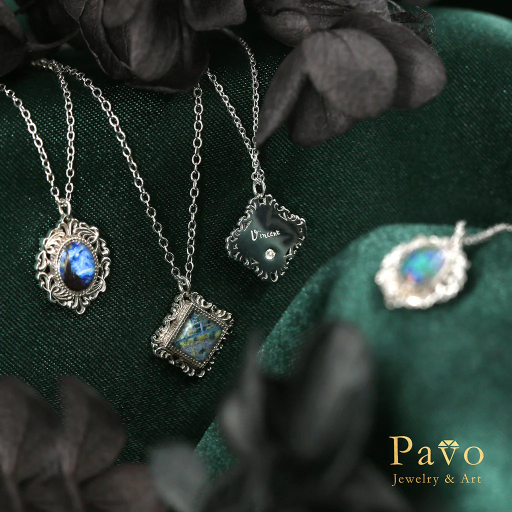 "Two Young Girls at the Piano" Artistic Inlay Bracelet