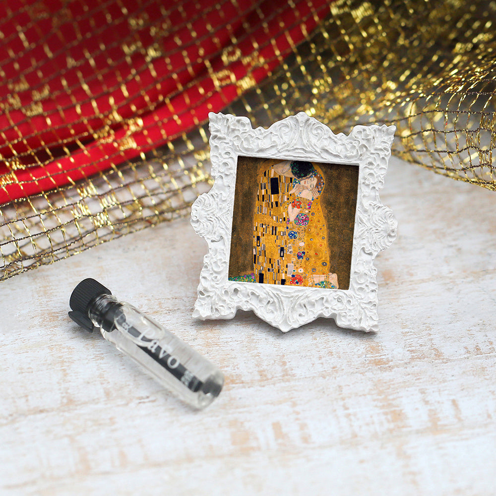Gustav Klimt’s "The Kiss" Art Diffuser Stone