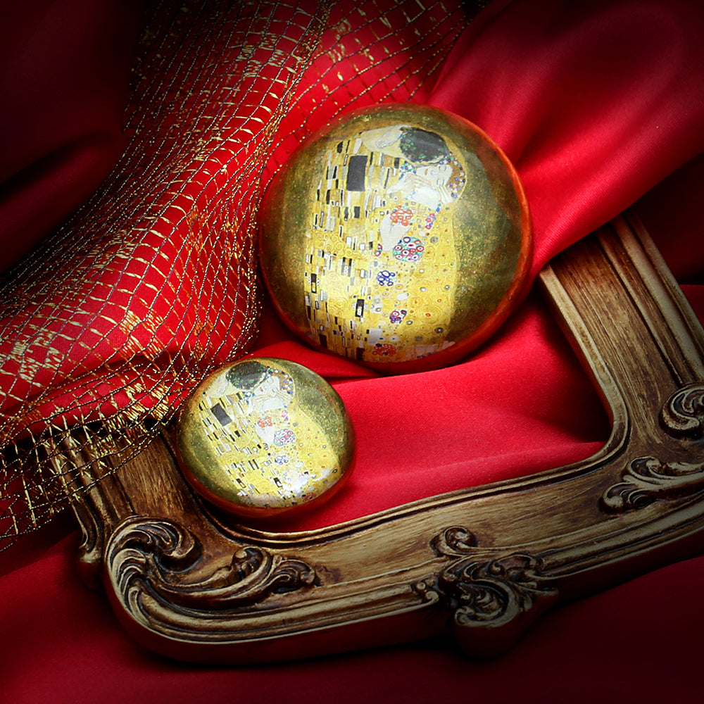 Gustav Klimt’s The Kiss Art Gem Soap