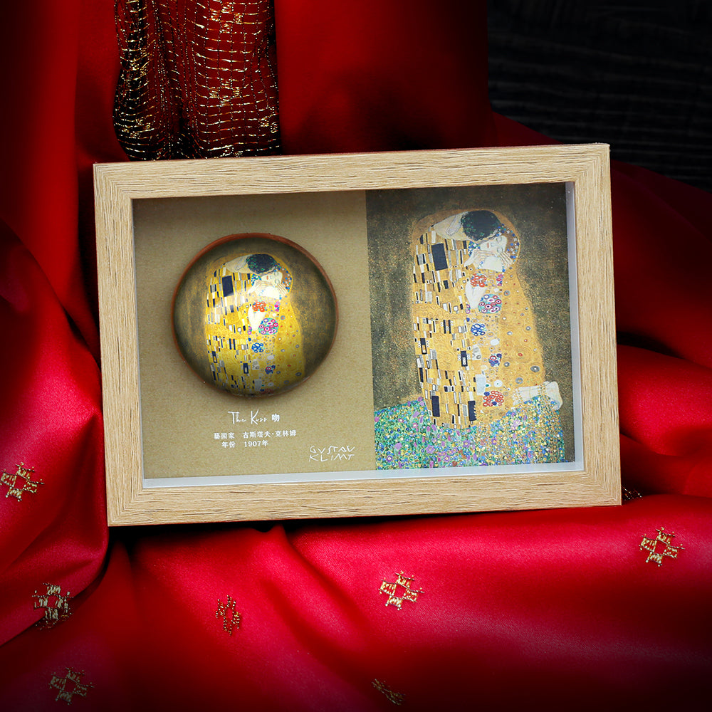 Gustav Klimt’s The Kiss Art Gem Soap