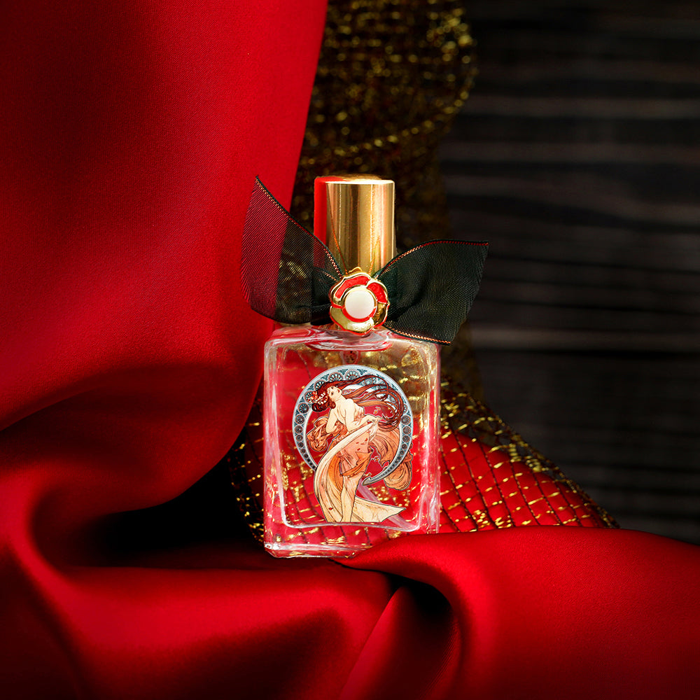 Mucha’s “The Dance” Scented Mist